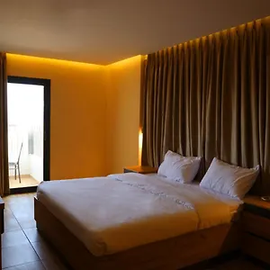 the-palm.hotelsaqaba.com/